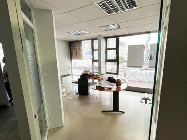 locaux commerciaux en location